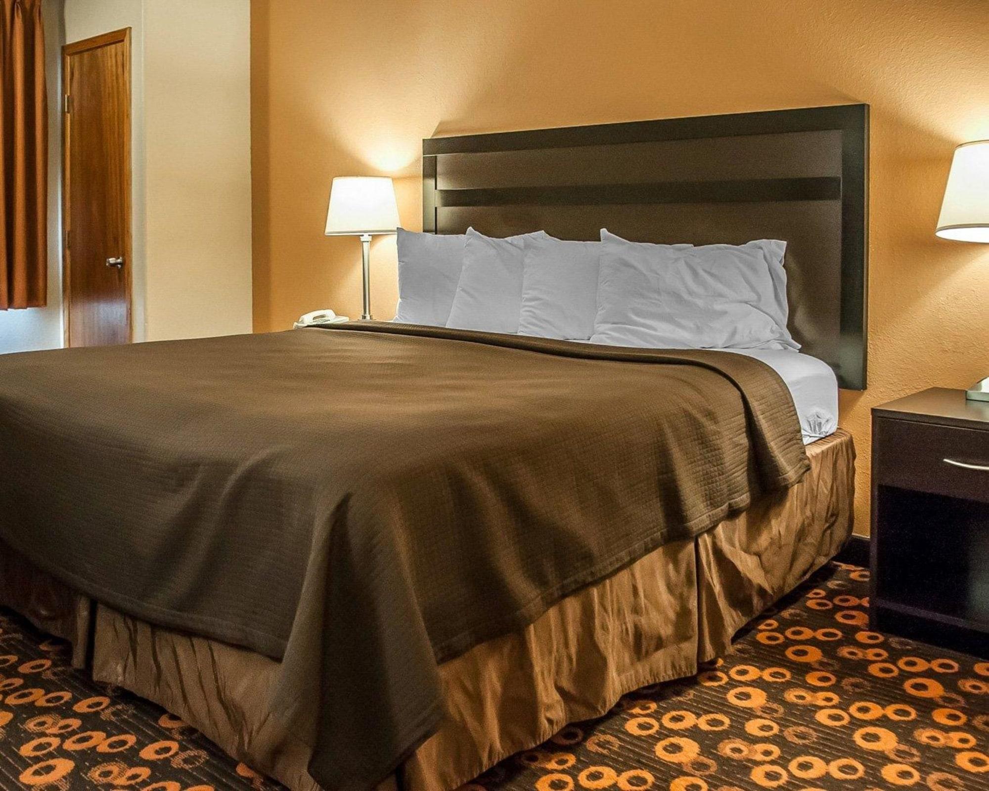 Econo Lodge Inn & Suites Санта-Фе Екстер'єр фото