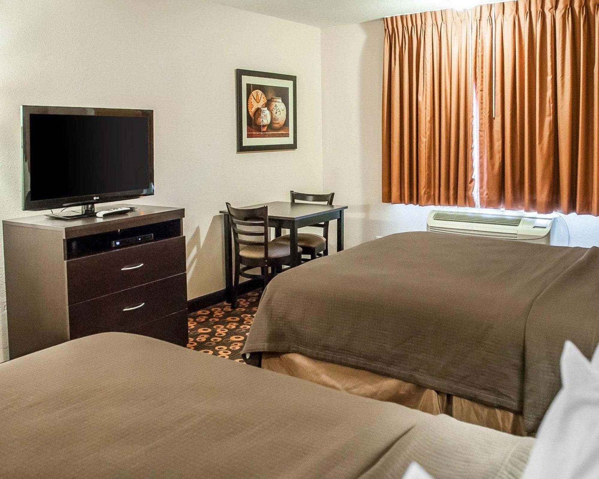 Econo Lodge Inn & Suites Санта-Фе Екстер'єр фото