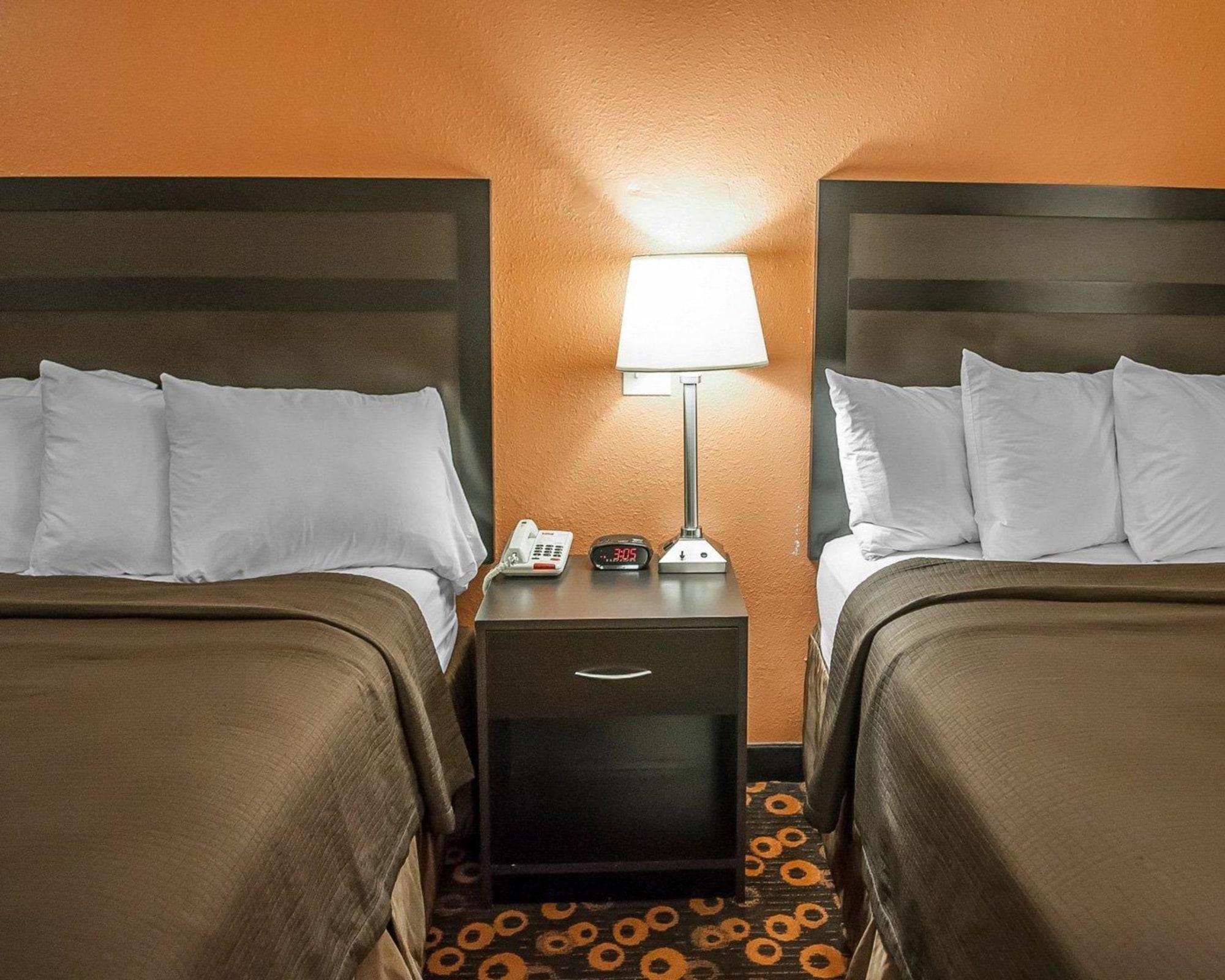 Econo Lodge Inn & Suites Санта-Фе Екстер'єр фото