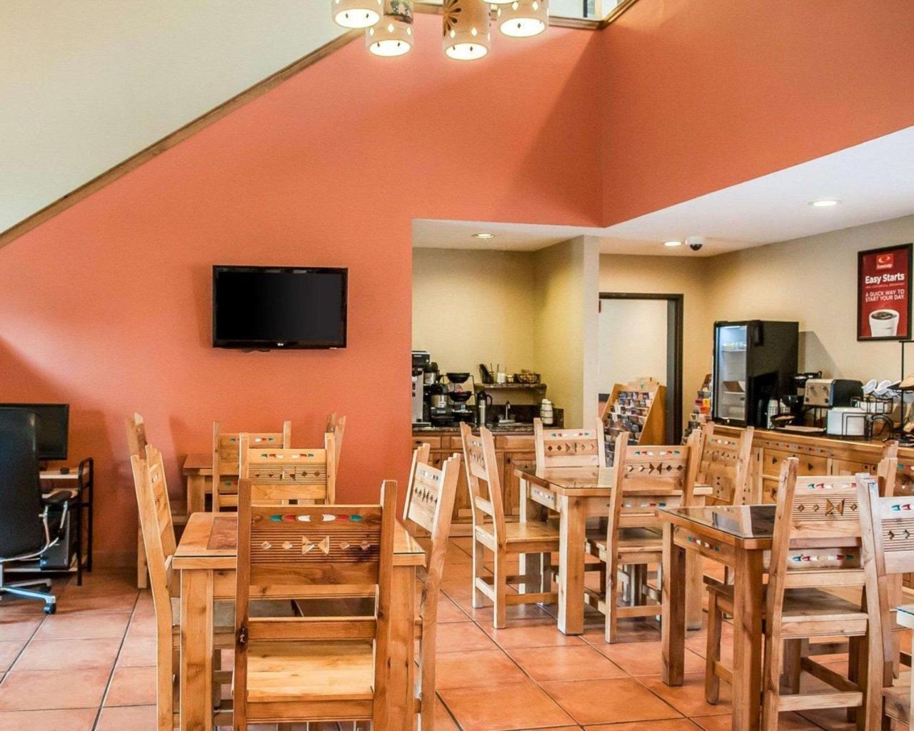 Econo Lodge Inn & Suites Санта-Фе Екстер'єр фото