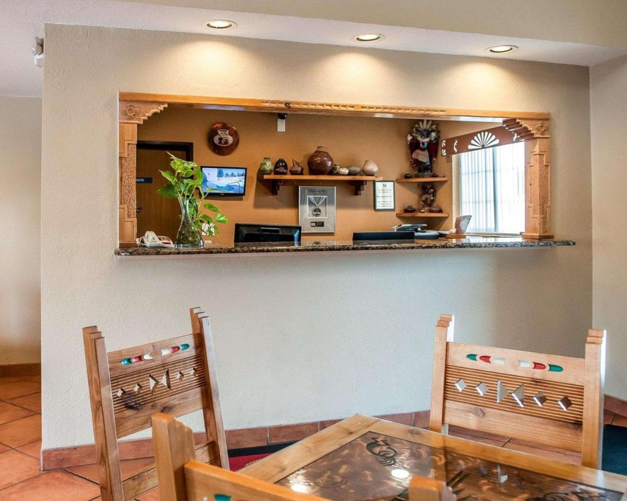 Econo Lodge Inn & Suites Санта-Фе Екстер'єр фото