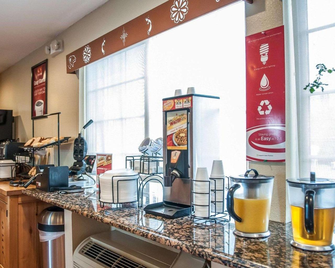 Econo Lodge Inn & Suites Санта-Фе Екстер'єр фото